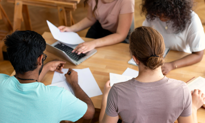 Educação e Qualificação
